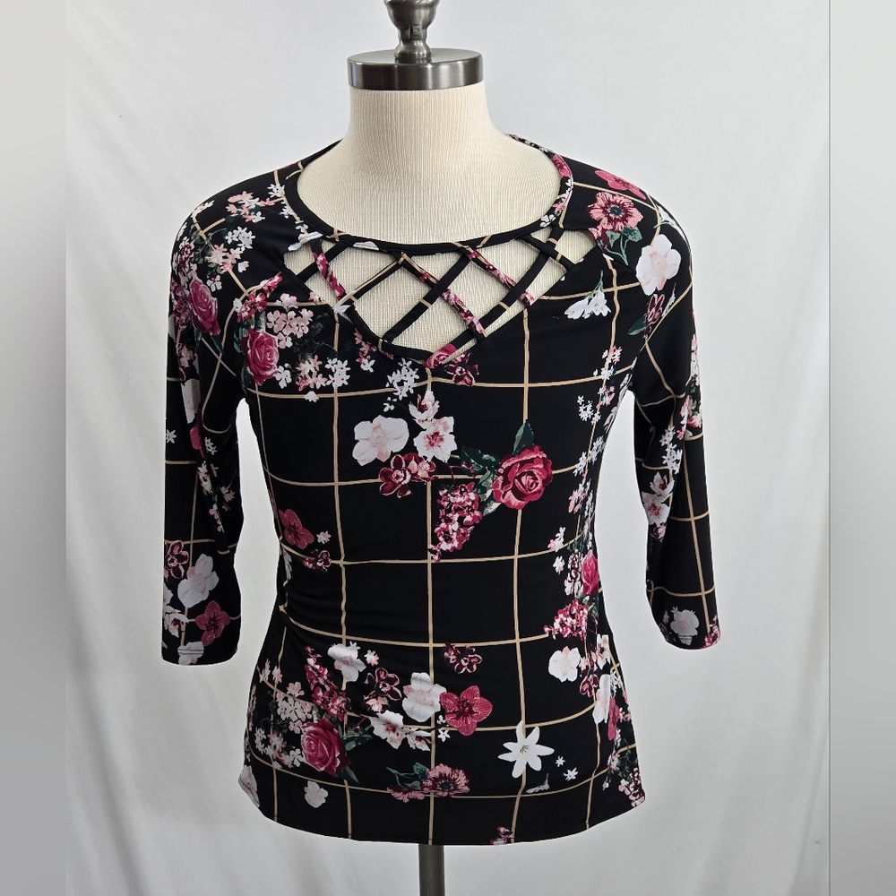 7th Avenue Design Studio New York & Co Black 3/4 Floral blouse Size Med